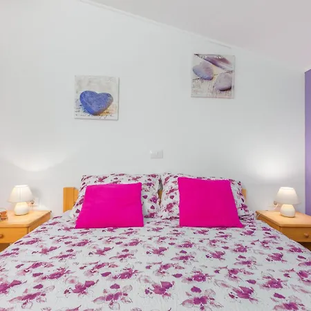 아파트 2 Bedroom Gorgeous In