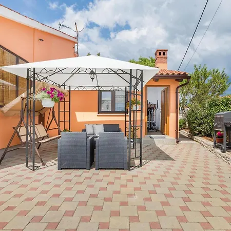 2 Bedroom Gorgeous In 보드냔